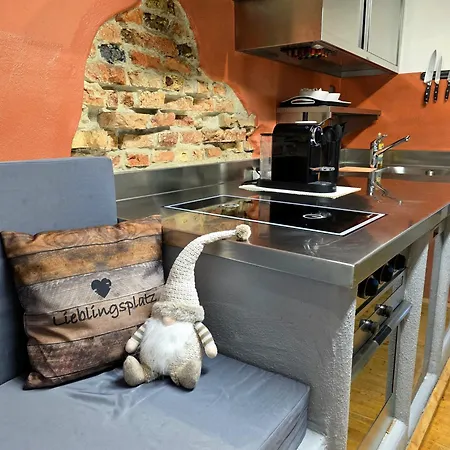 Holiday home Rost - Design Mit Kamin Und Haengematte